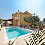 펜션 My Dalmatia - Nekic With Private Swimming Pool And Sea View 마슬레니차