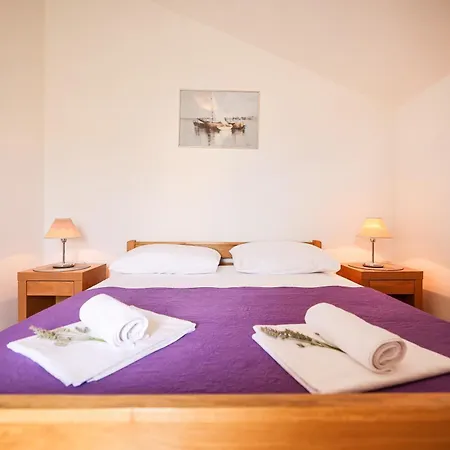 My Dalmatia - Nekic With Private Swimming Pool And Sea View