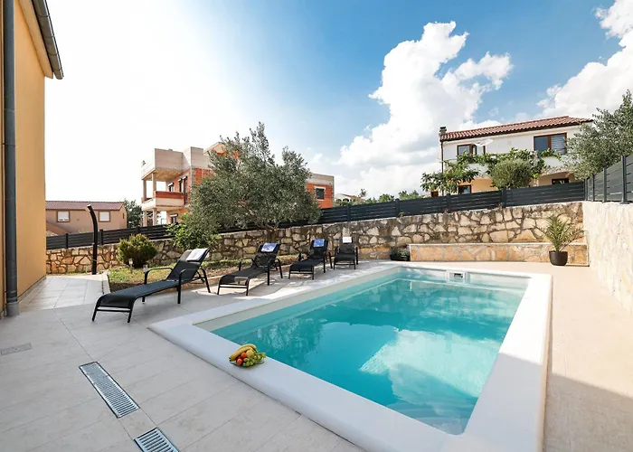 My Dalmatia - Nekic With Private Swimming Pool And Sea View *