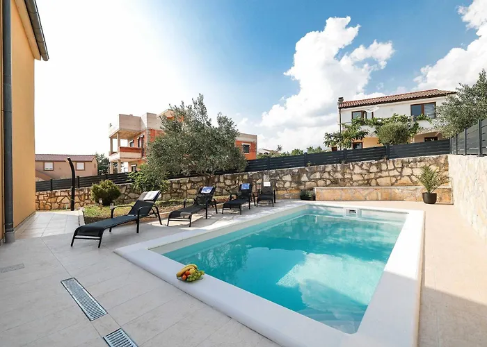 My Dalmatia - Nekic With Private Swimming Pool And Sea View *