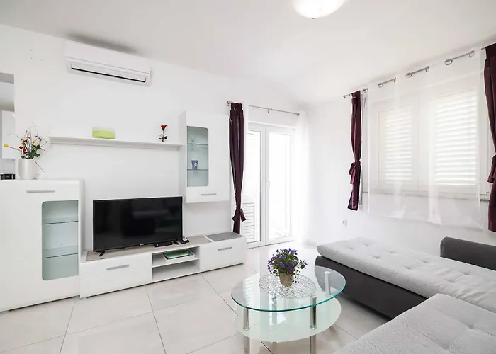 My Dalmatia - Nekic With Private Swimming Pool And Sea View *
