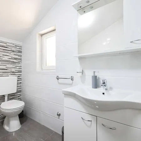 My Dalmatia - Nekic With Private Swimming Pool And Sea View מסלניקה