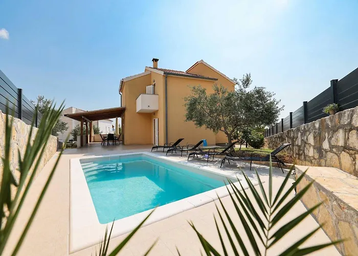 펜션 My Dalmatia - Nekic With Private Swimming Pool And Sea View 마슬레니차